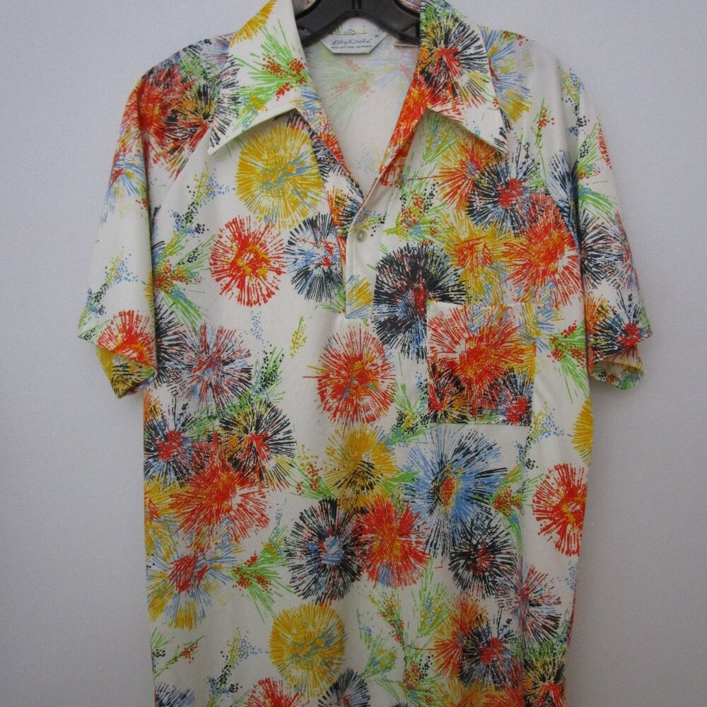 Authentic Vintage 1970s Polyester Button Front Shirt Short Sleeve